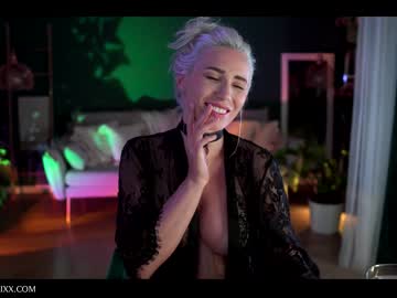 webcam girl provocatrixx image #3163195