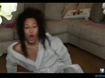 webcam girl blissense image #4443865