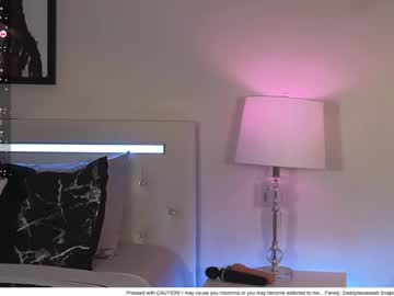 webcam girl daddyissuessab image #7388841