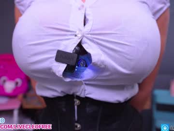 webcam girl livecleo image #7394561