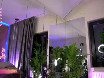 webcam girl serene_sophiex image #9494292