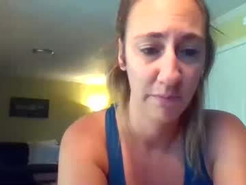 webcam girl harmlesshedone image #2192548