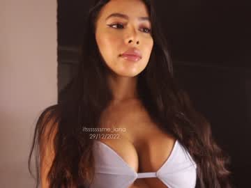 webcam girl itsssssssme_lana image #3400365