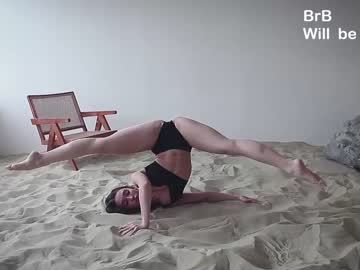 webcam girl _meganmeow_ image #2918648
