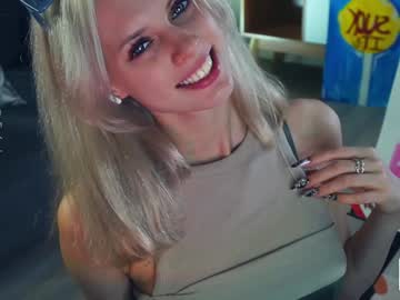 webcam girl audreycarvin image #7842976