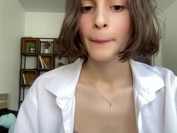 webcam girl crown_of_vice01 image #5254985