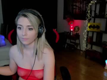 webcam girl kimilee22 image #5021610