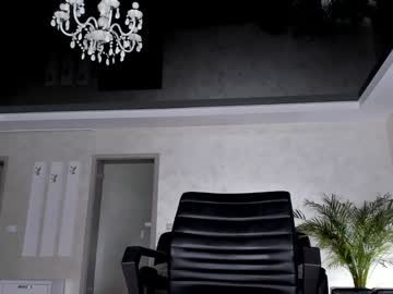 webcam girl ingridblondy94 image #9458465