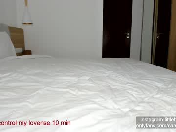 webcam girl carolinaherera image #2657025