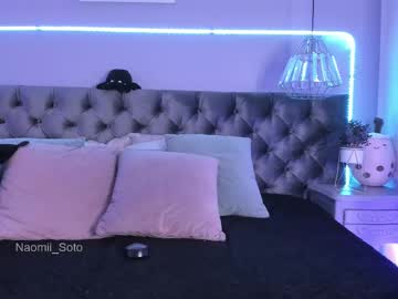 webcam girl naomii_soto image #8812134