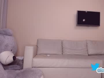 webcam girl hollyextra image #43426