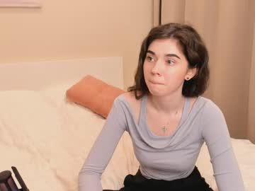 webcam girl katiebarfield image #9499675