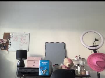 webcam girl peachy_paige image #8481646