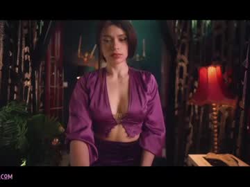 webcam girl lucieoude_ image #1978302