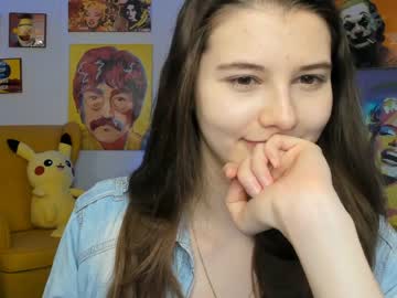 webcam girl carolineprise image #666541