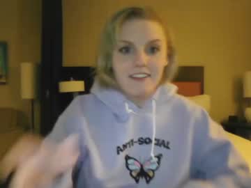 webcam girl cutiekatie3273 image #1224990