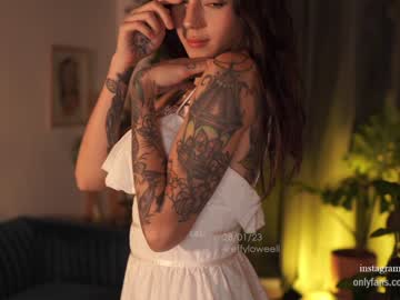 webcam girl effyloweell image #3614266