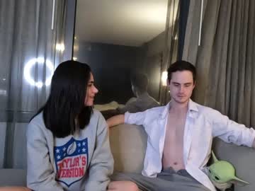 webcam couple ari_lovexo image #5957121