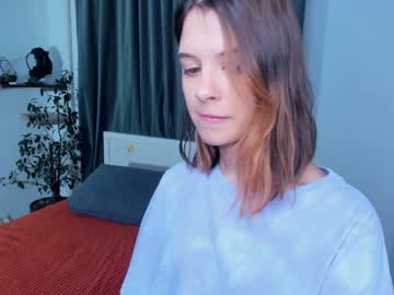 webcam girl _night_moon_ image #5965572