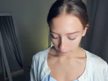 webcam girl wave_of_happy_ image #5628614