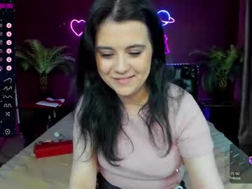 webcam girl sharlotte_gilbi image #2163945