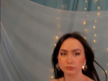 webcam girl sinacampby image #1388320