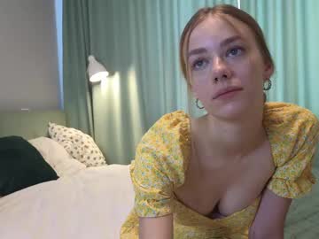 webcam girl maesoo image #8216785