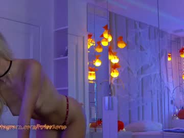 webcam girl krissone image #8144845