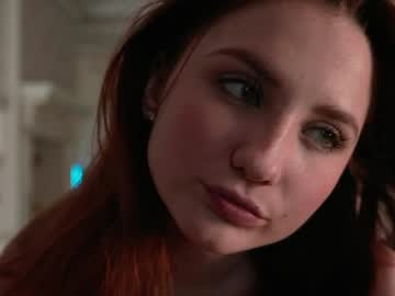 webcam girl lynnalltop image #8185386