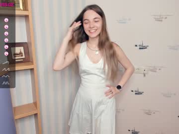 webcam girl shy_media image #4402991