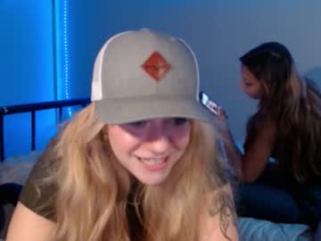 webcam girl carolinecowgirl image #9385308