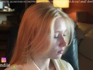 webcam girl bestblondiiecb image #4406648