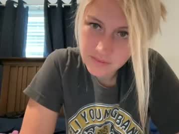webcam girl smexxii93 image #4234245