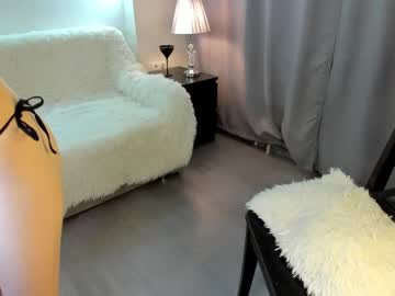 webcam girl dearly_emily image #8130840