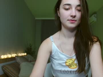 webcam girl disneyy_babyy image #4327367