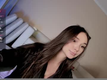 webcam girl hollyextra image #7737122