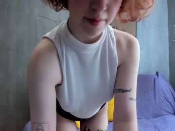webcam girl lunapose image #2433913