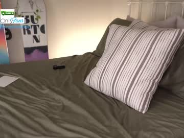 webcam girl dontgivethisout image #6723875