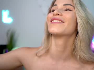 webcam girl victoriahillova image #7379295