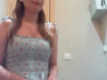 webcam girl momentbeforedown image #2776083