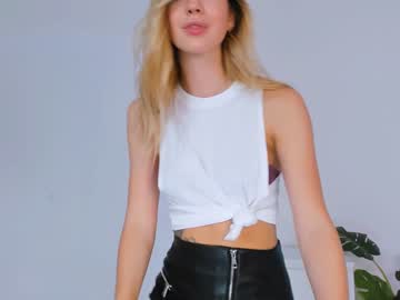 webcam girl emmi_rosee image #3067188