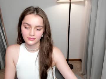 webcam girl creammraspberry image #4888909