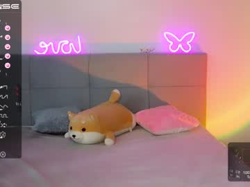 webcam girl small_blondee image #4618734