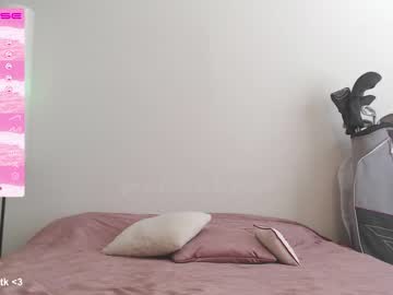 webcam girl petitebrat image #4555941