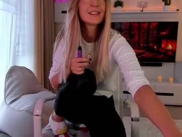 webcam girl sweet__sugar image #5413678