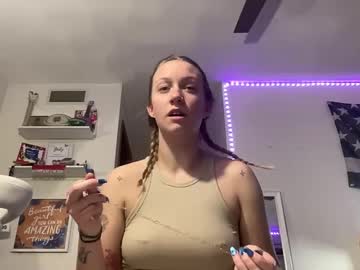 webcam girl carlyy13 image #8487234