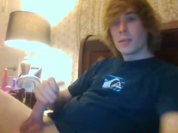 webcam man blondesurfer1994200 image #909236
