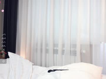 webcam girl synneeastes image #7573640
