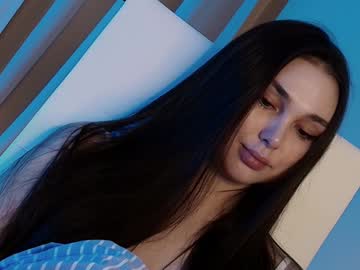 webcam girl hollyextra image #9440211
