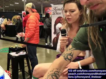 webcam couple honeyand_thebear image #627732